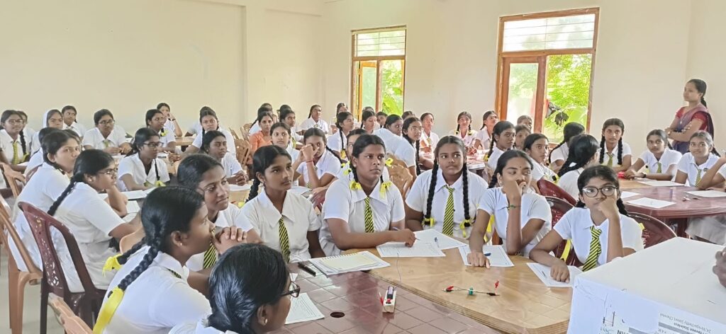 WhatsApp Image 2025-10-03 at 17.47.59